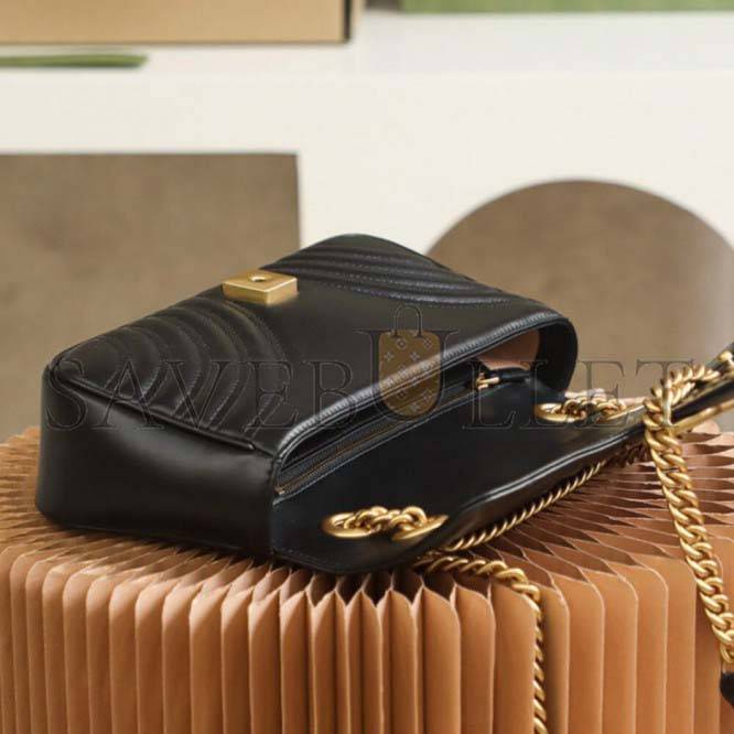 GUCCI  MARMONT SMALL MATELASSE SHOULDER BAG 443497 (26*14*7cm)